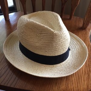 Old Navy Sun hat NWT